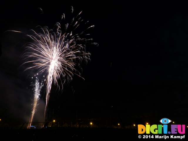 FZ009363 Nice Fireworks at Llantwit Major rugby club